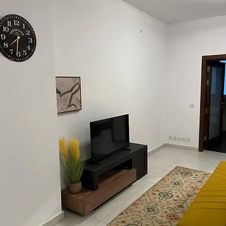 Balluta Beachfront Apartment *